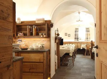 Garni Maso San Michele Hotel Cavalese